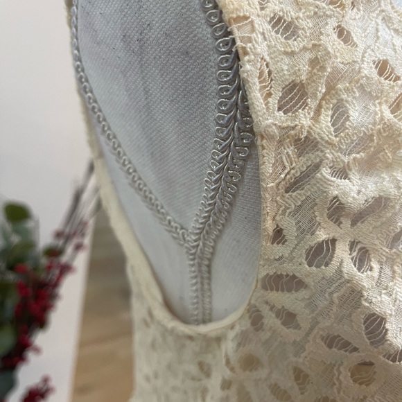 Milly - Picture 3 of 13